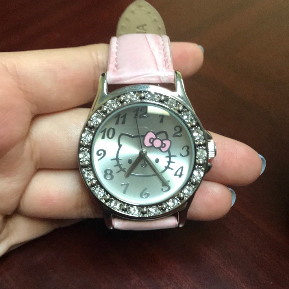 Hello Kitty pink strap watch